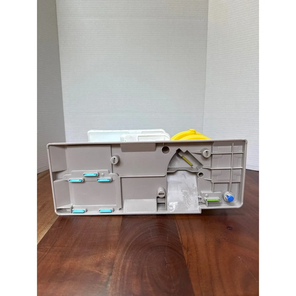 Fisher Price Little People Helpful Neighbors Garage Playset Blue Yellow GFT80